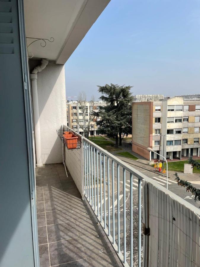 Le Parilly- Appartement 3 Chambres-Parc Parilly Брон Экстерьер фото
