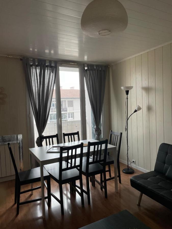 Le Parilly- Appartement 3 Chambres-Parc Parilly Брон Экстерьер фото
